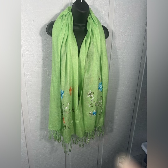 Accessories - Green Floral Embroidered Scarf EUC